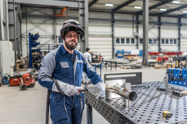 Santa Venetia, CA Welder & Metal Fabrication Company